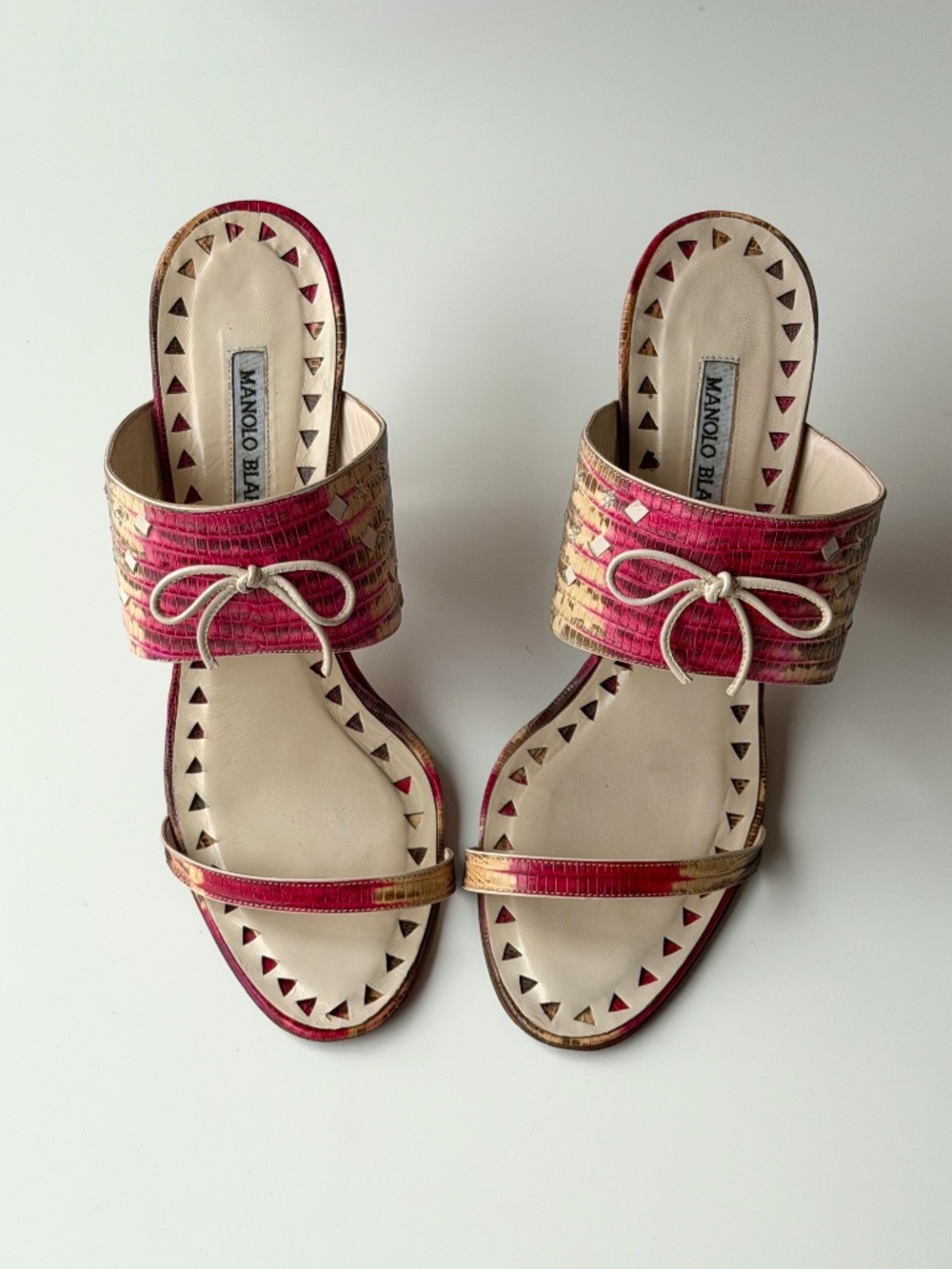 Vintage Manolo Blahnik pink croc leather slide sandals, IT 40